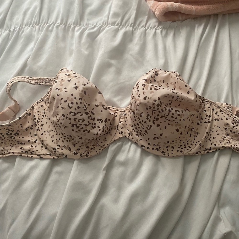 Bali Cream and Brown Lace Underwire Bra